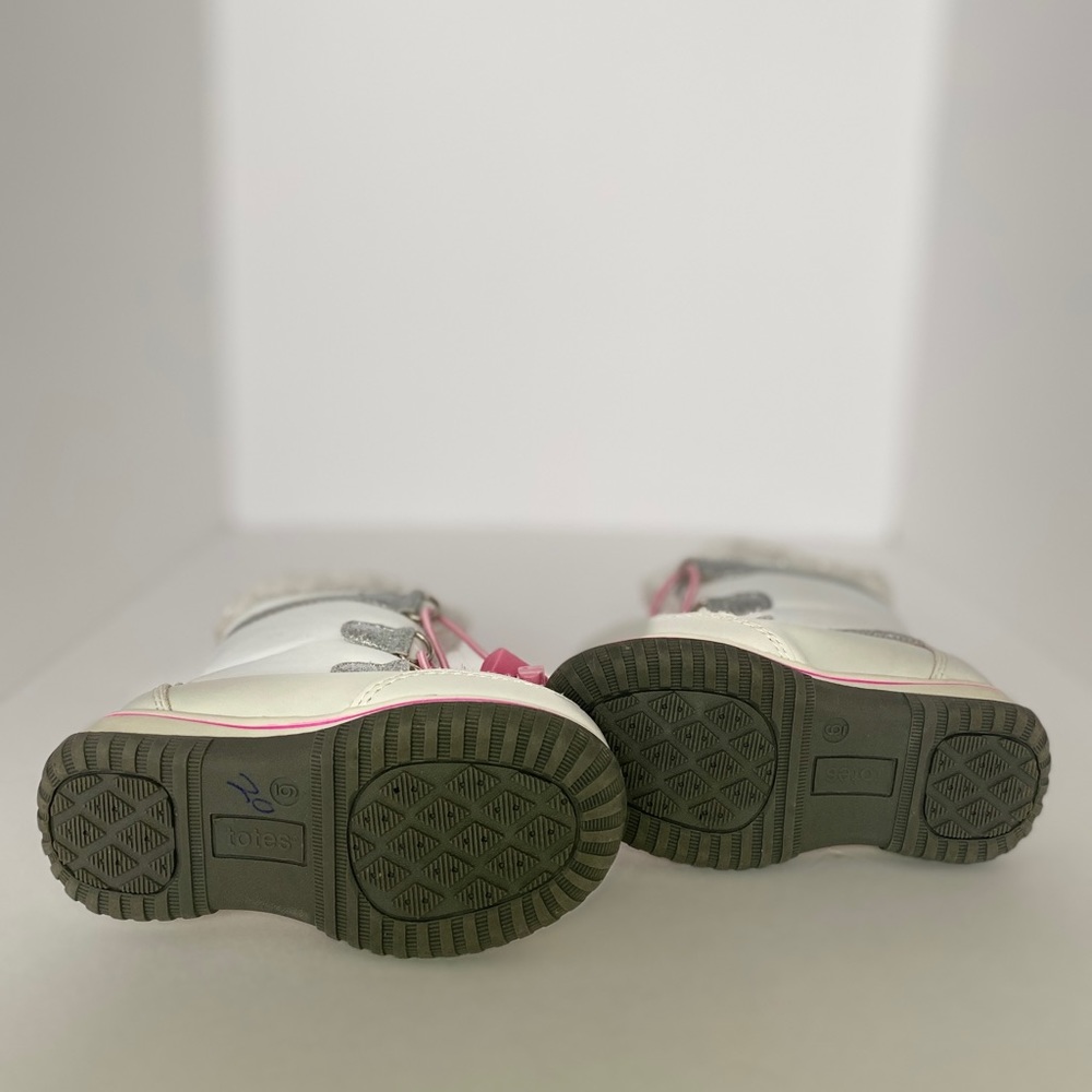Toddler White & Pink Snow boots - Picture 7 of 8